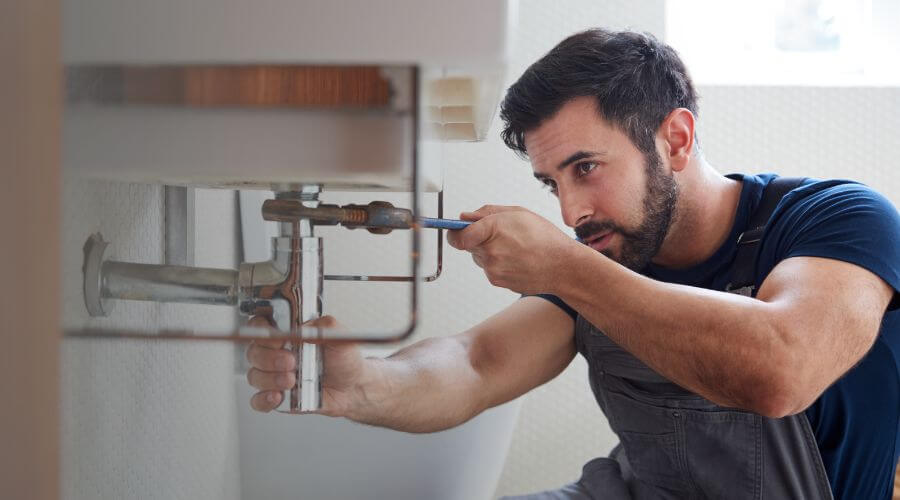 Sink faucet replacement in Stockton, IL